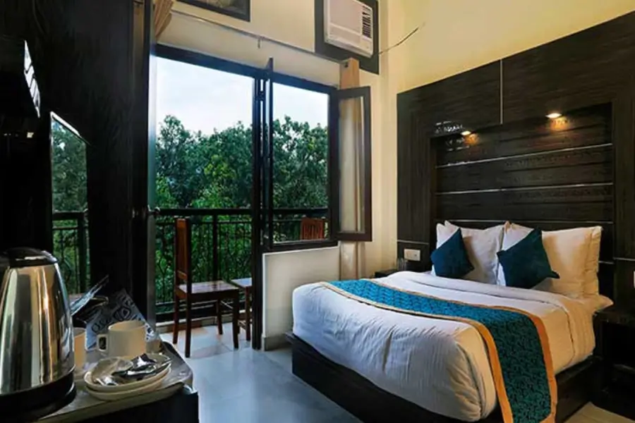 Hotel Holiday Highlights Corbett