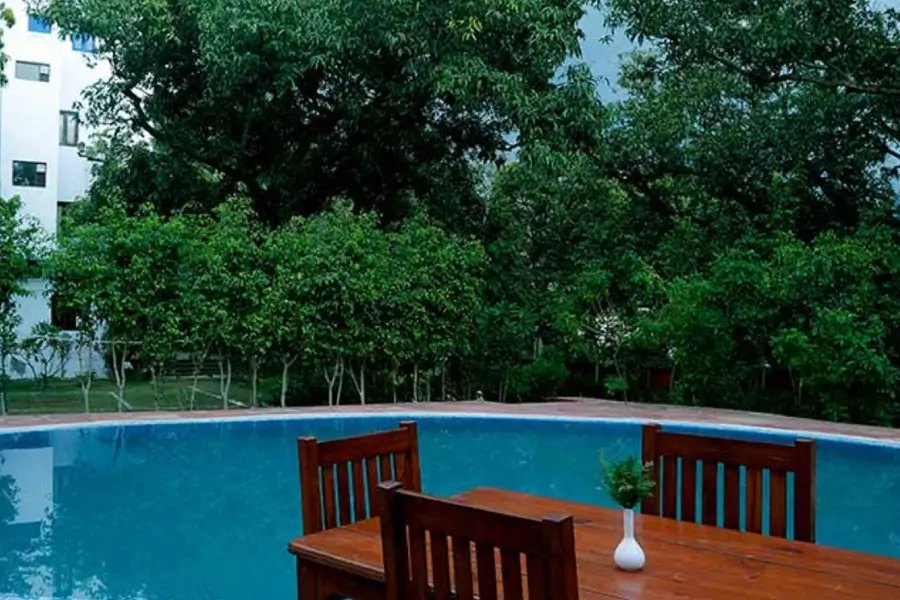 Hotel Holiday Highlights Corbett